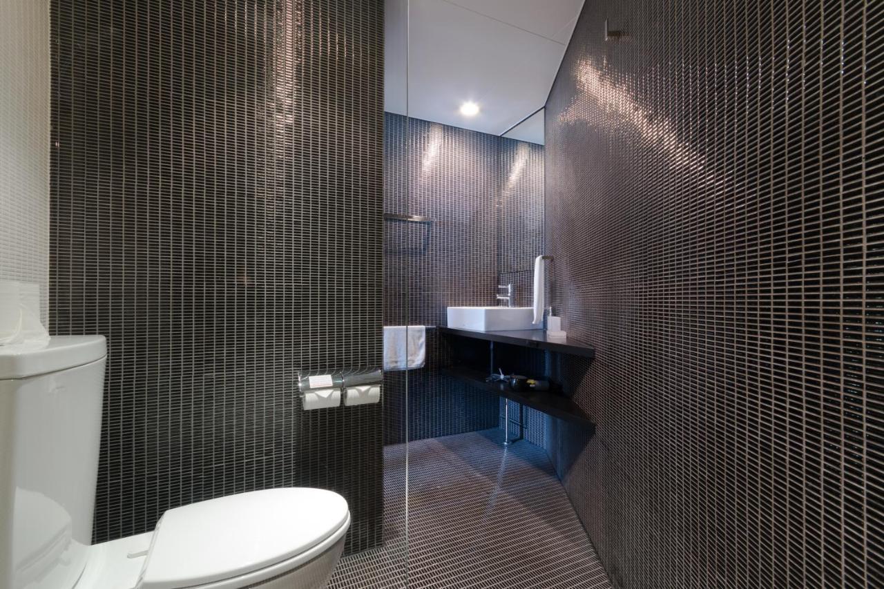 Kira Kira Suites By H2 Life คุตชาน ภายนอก รูปภาพ