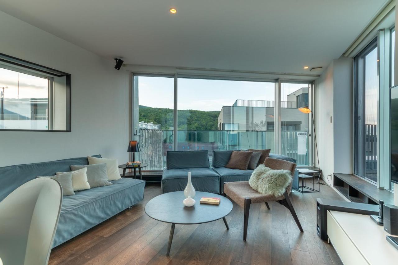 Kira Kira Suites By H2 Life คุตชาน ภายนอก รูปภาพ