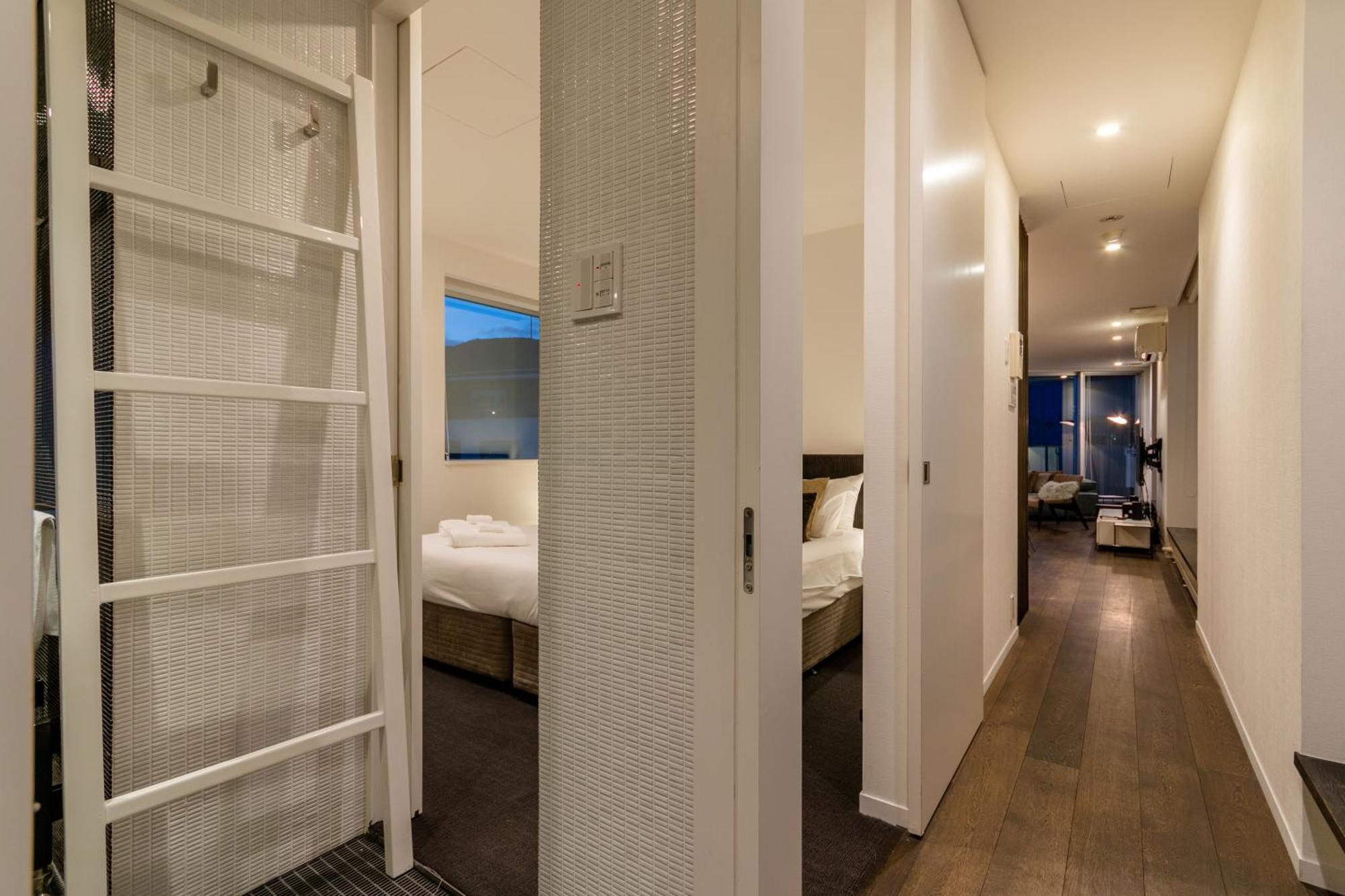 Kira Kira Suites By H2 Life คุตชาน ภายนอก รูปภาพ
